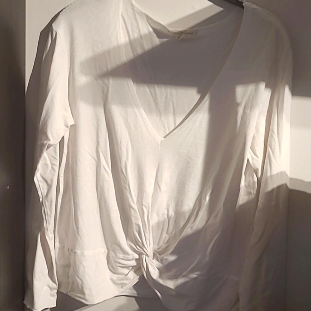 Treasure & bond white long sleeve